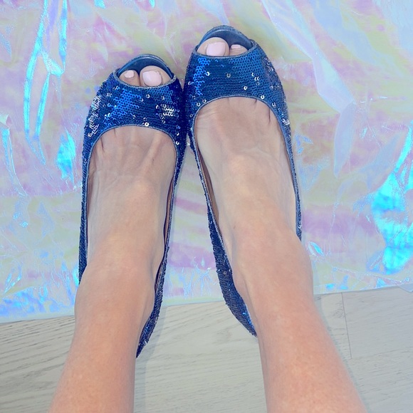 Badgley Mischka sequinned peep toe platform pump heels size 9. - Picture 9 of 10